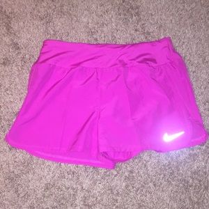 🌵NWOT Nike Crew Running Sorts🌵